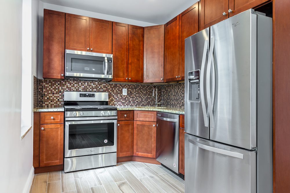 222-East-82nd-6H-Kitchen