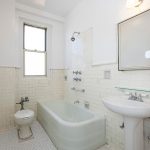 West_End_Avenue_895_9C_Bathoom