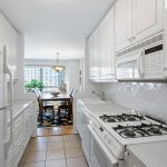 170WEA_11E-Kitchen