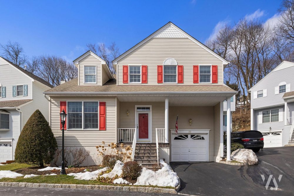 22-Lakeside-Drive—Exterior-1